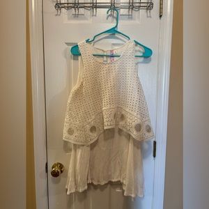Francesca’s white dress